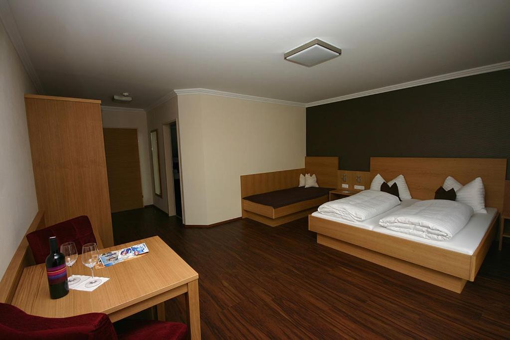 Hotel Herzblut - Joker Card Included In Summer Saalbach-Hinterglemm Bagian luar foto