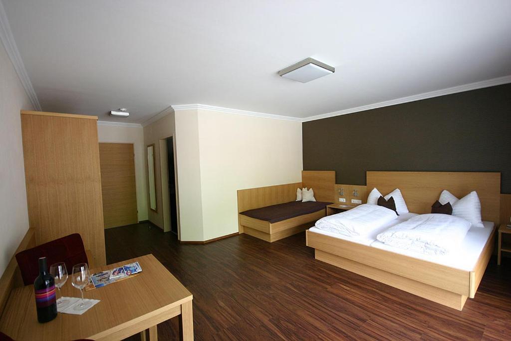 Hotel Herzblut - Joker Card Included In Summer Saalbach-Hinterglemm Bagian luar foto